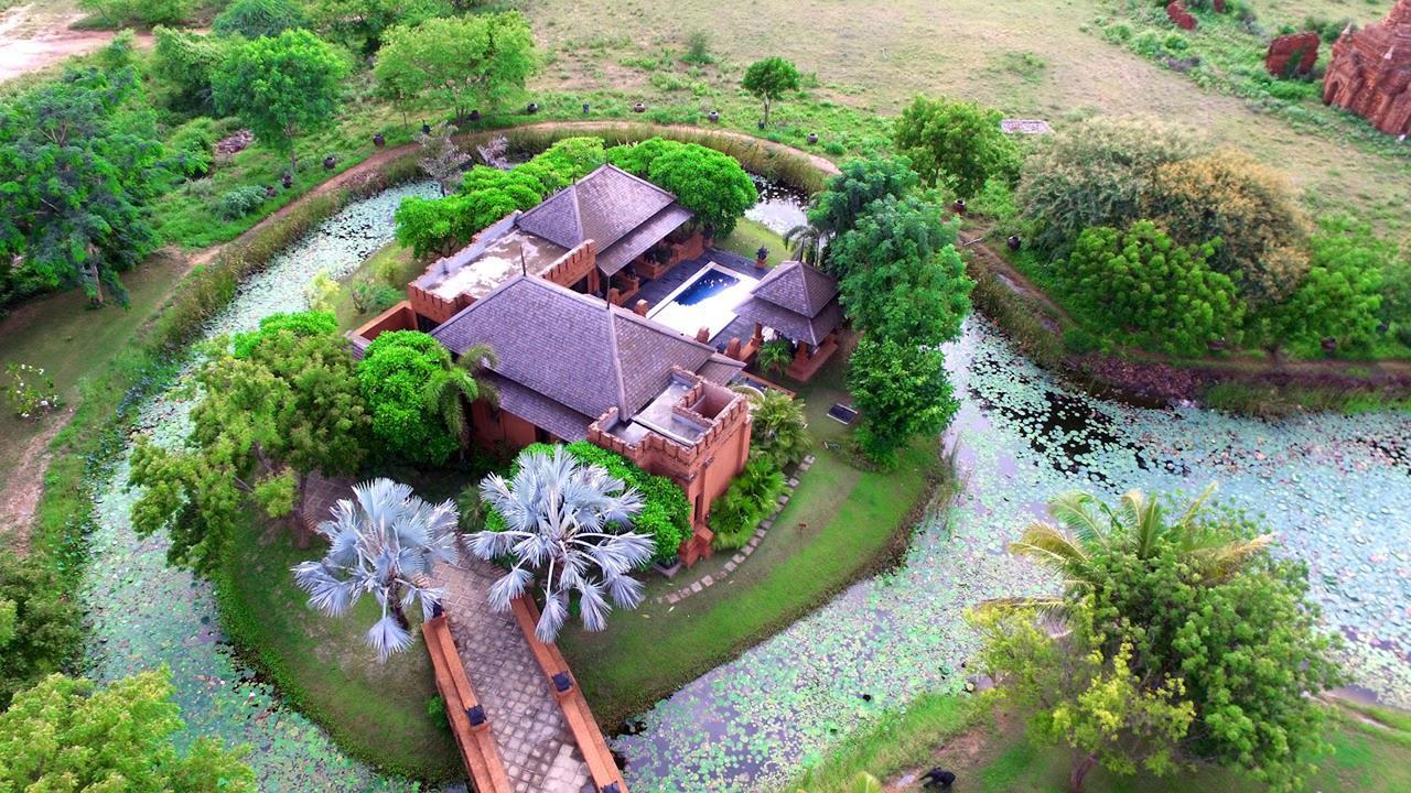 Aureum Palace Hotel & Resort Bagan Nyaung-U Exteriör bild